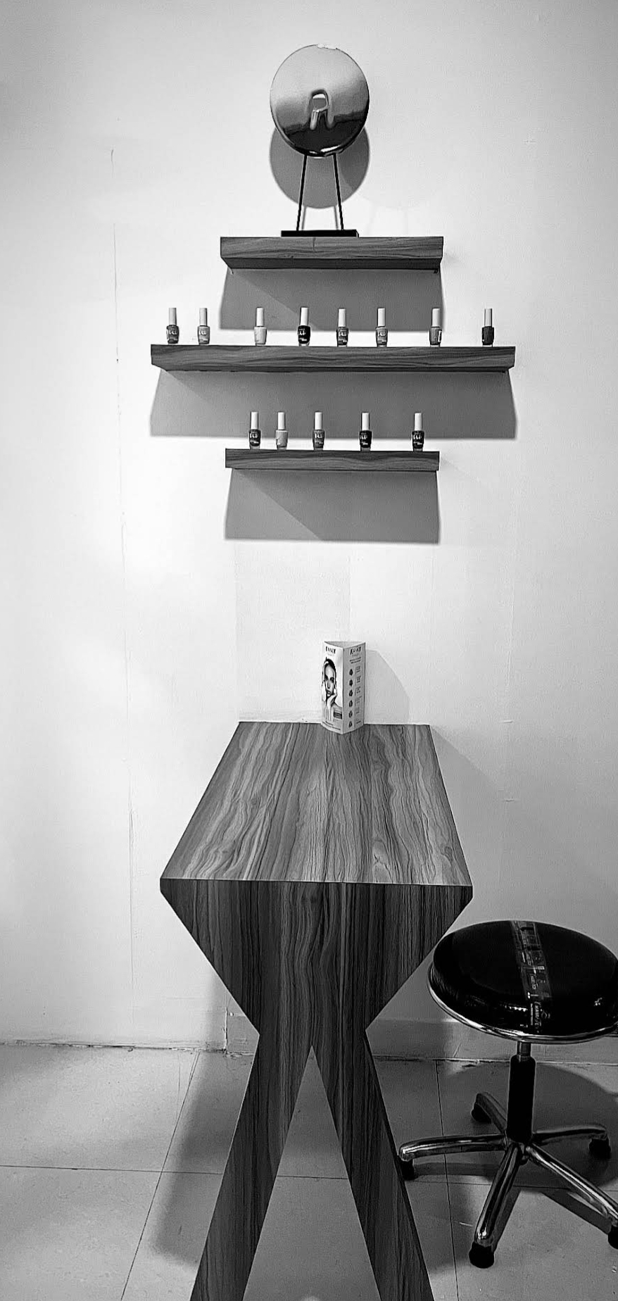 Nail polish shelves and table